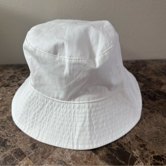 Sanrio Hello Kitty White And Pink Reversible Bucket Hat - Picture 9 of 9